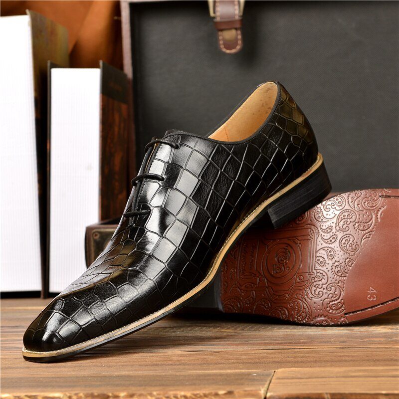 Pánské Společenské Boty Croc-embossed Leather Oxford - Černá