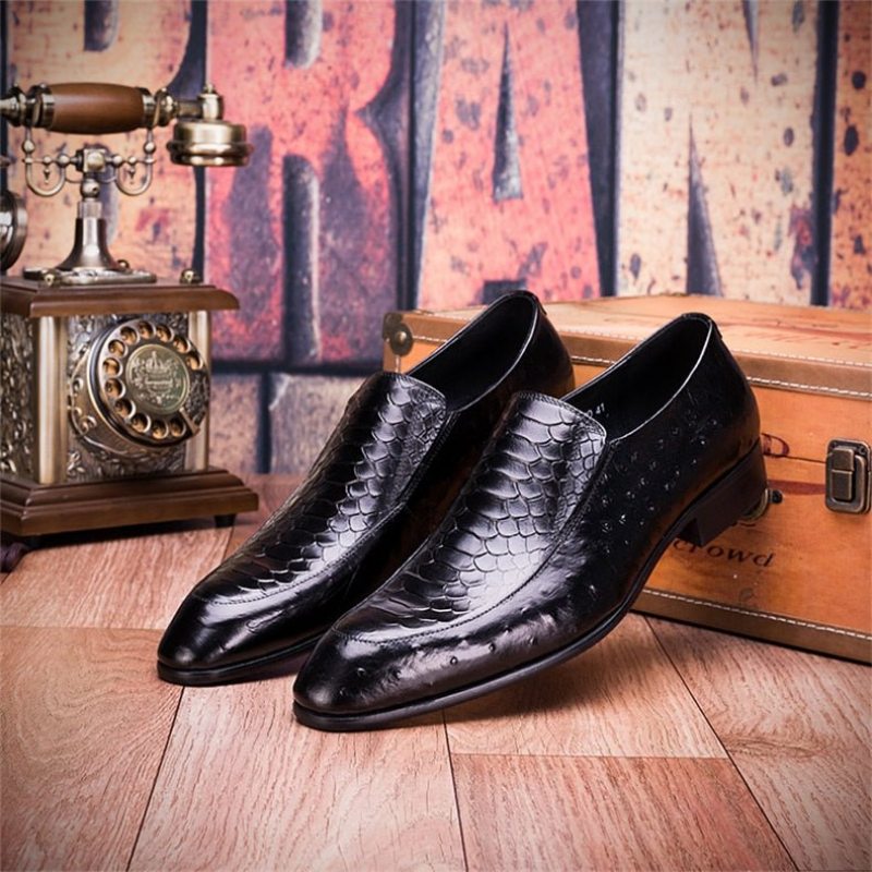 Pánské Společenské Boty Croc Texture Leather Slip-on Oxford Brogues - Černá